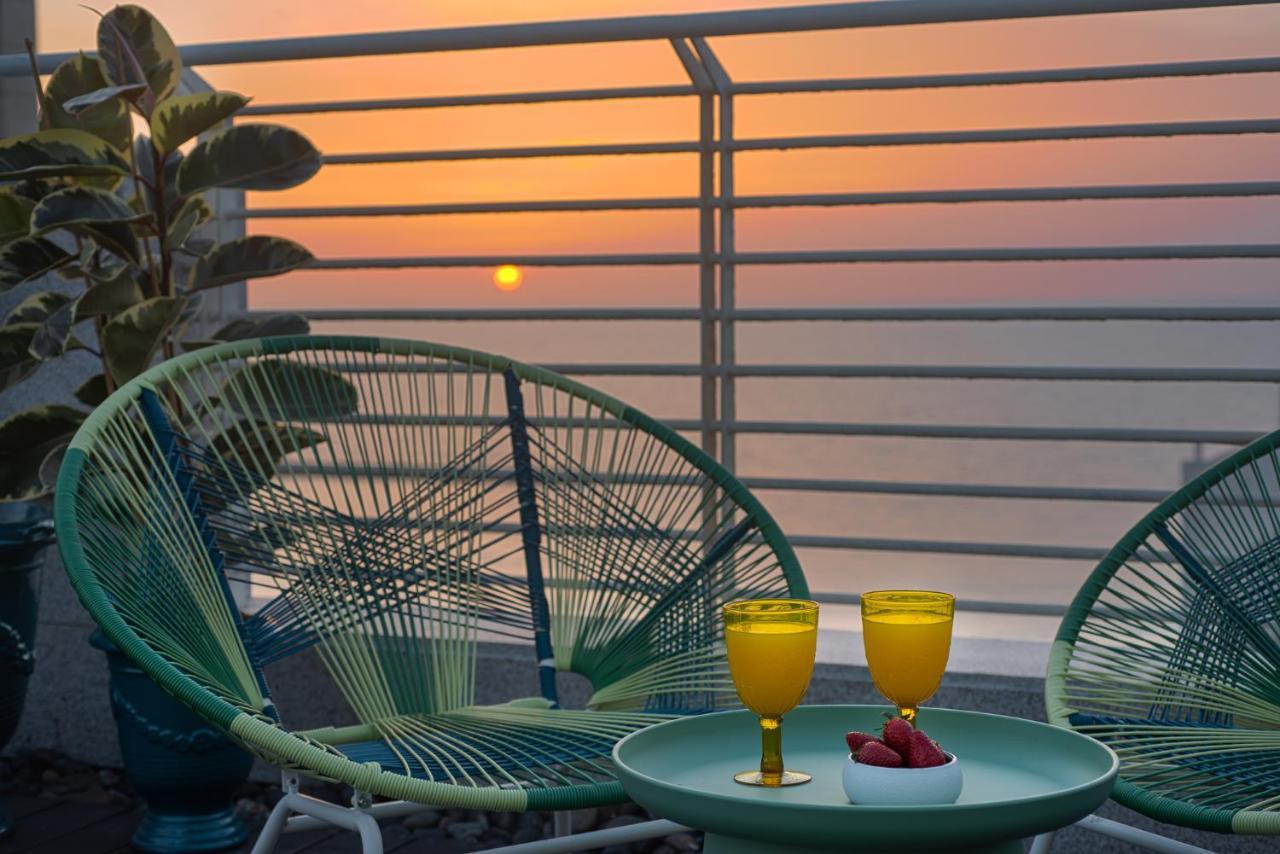 Savoy Sea Side Hotel (Adults Only) Tel Aviv Dış mekan fotoğraf
