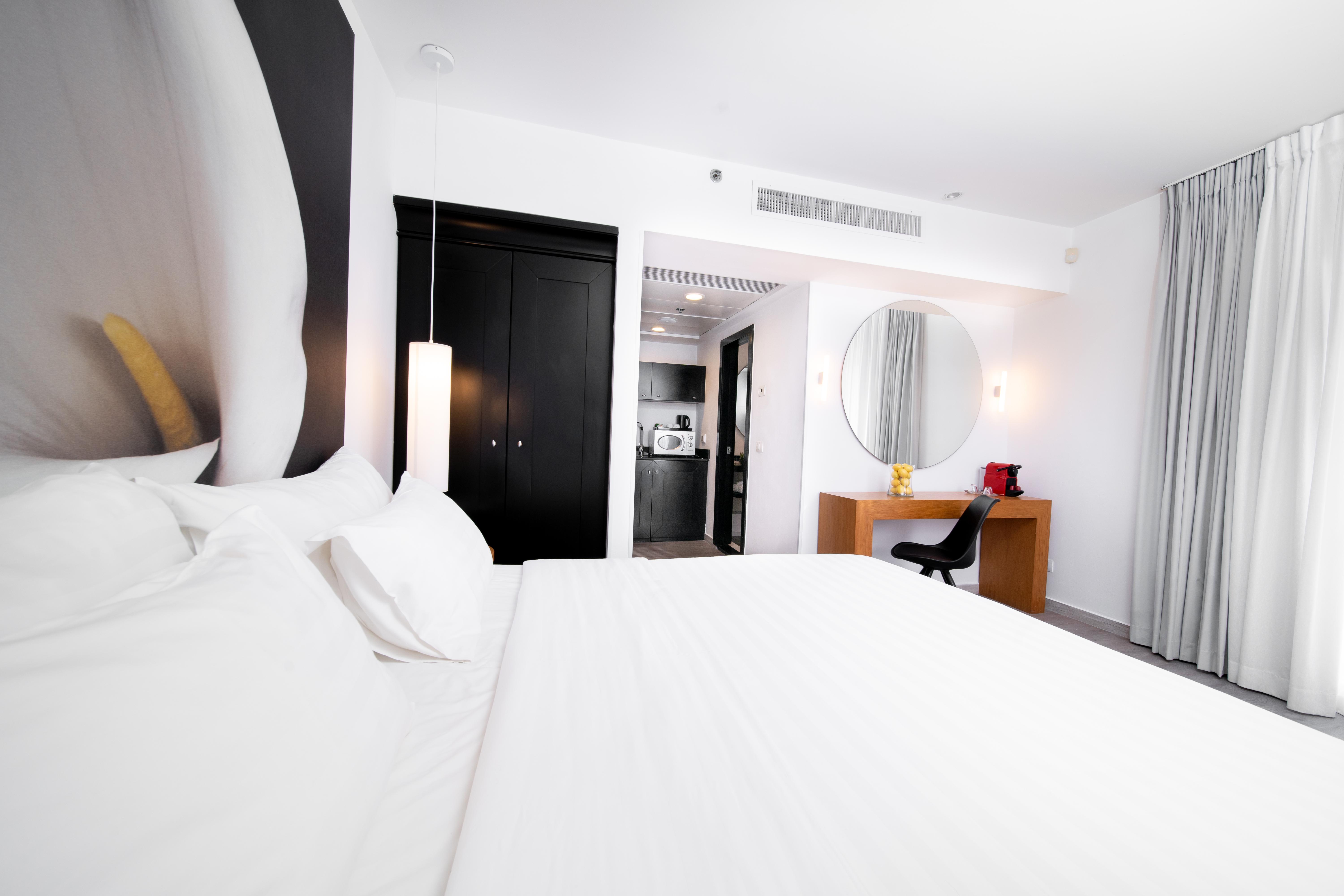 Savoy Sea Side Hotel (Adults Only) Tel Aviv Dış mekan fotoğraf